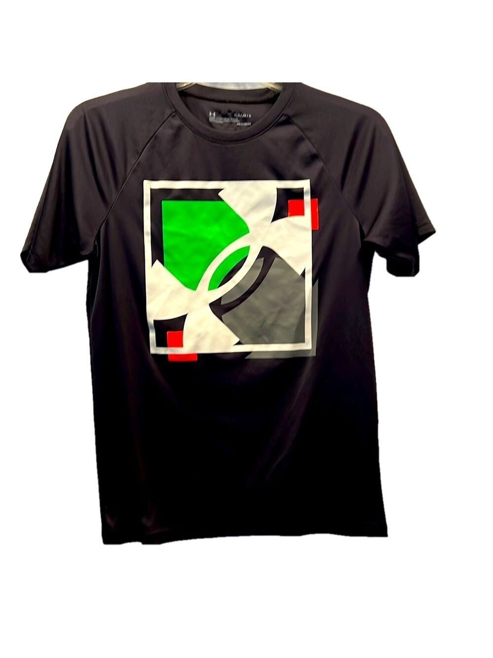 Under Armour Tee, SZ YLG, PTP 17”, L 24”, Heargear, Loose Fit